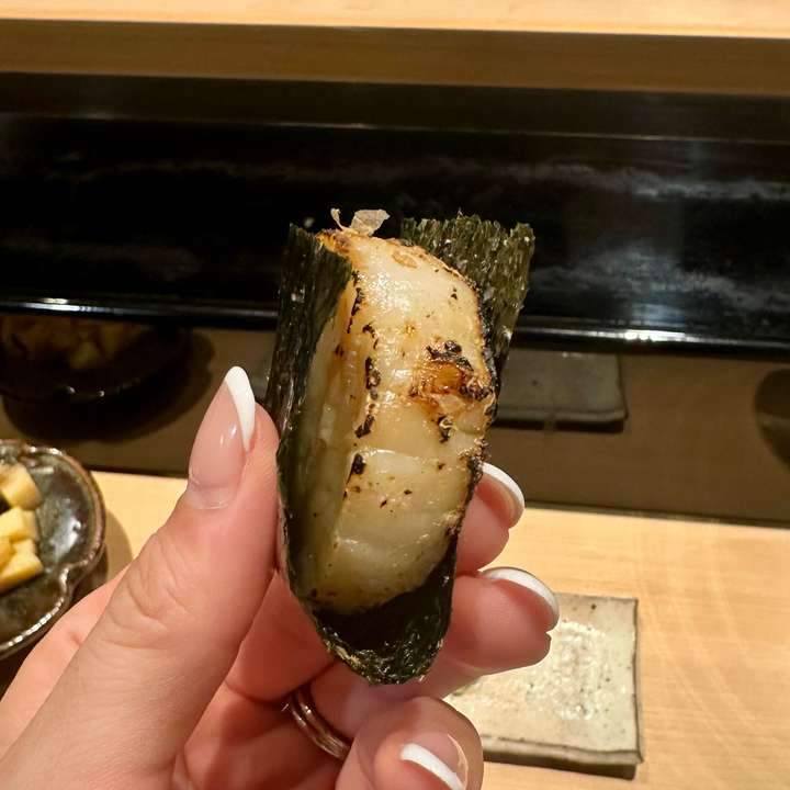 Seared scallop at Togoshi Ginza Sushi Bando